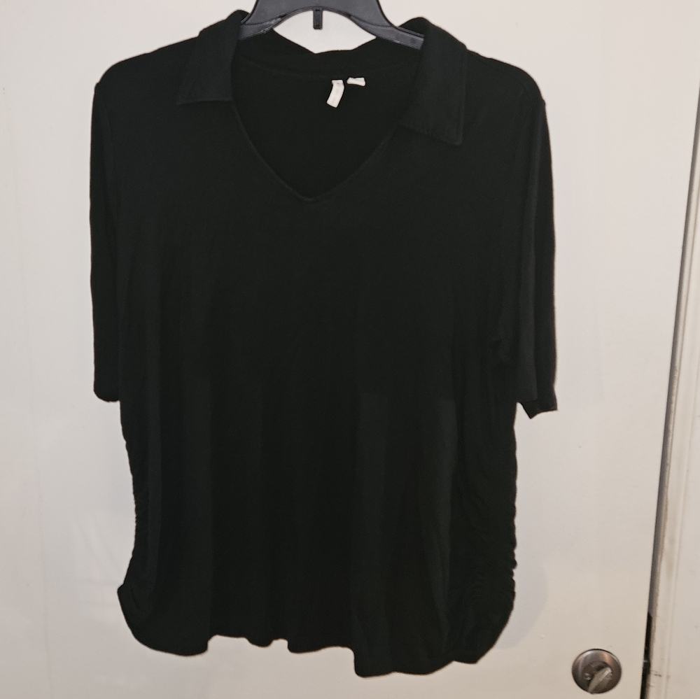 🛍Catos Black V Neck Collar Top 18/20